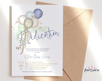 Könnte beinhalten: Eine hellblaue und weiße Einladung mit einem Aquarellhintergrund und Ballons. Der Text lautet "Widmung" und "Oliver George Henry". Die Einladung ist für eine Widmungszeremonie am 27. Juli um 11:00 Uhr in der St. Mary's Church in Rocky Mountain, PA.