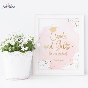 Cartes de remise des diplômes et cadeaux Plaque de table rose pastel Décoration de fête Imprimable modifiable en téléchargement numérique Modèle P458