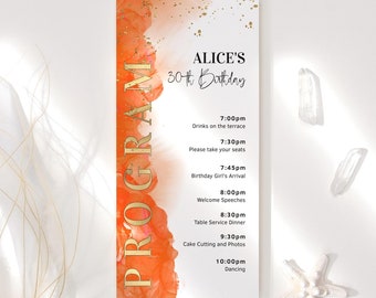 Könnte beinhalten: Ein Programm für Alices 30. Geburtstagsfeier. Das Programm ist auf weißem Hintergrund mit einem orangefarbenen Aquarelldesign gedruckt. Das Programm enthält die Uhrzeit und die Beschreibung der einzelnen Veranstaltungen, darunter Getränke auf der Terrasse, Willkommensreden, Abendessen mit Tischservice, Tortenanschnitt und Fotos sowie Tanzen.