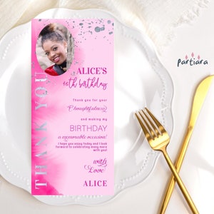 Rosa Dankeskarte Sweet 16 Geburtstagsteller Karten druckbar, Mädchen bearbeitbare Fototabelle Willkommensnotizen Vorlage, Shades of Pink Silver P400