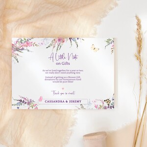 Kaartsjabloon vlindercadeaus verzoek, uitnodiging vrijgezellenfeest inlegvellen afdrukbaar, dames wilde bloemen bloemendetails Notitiekaart, bewerkbare P256