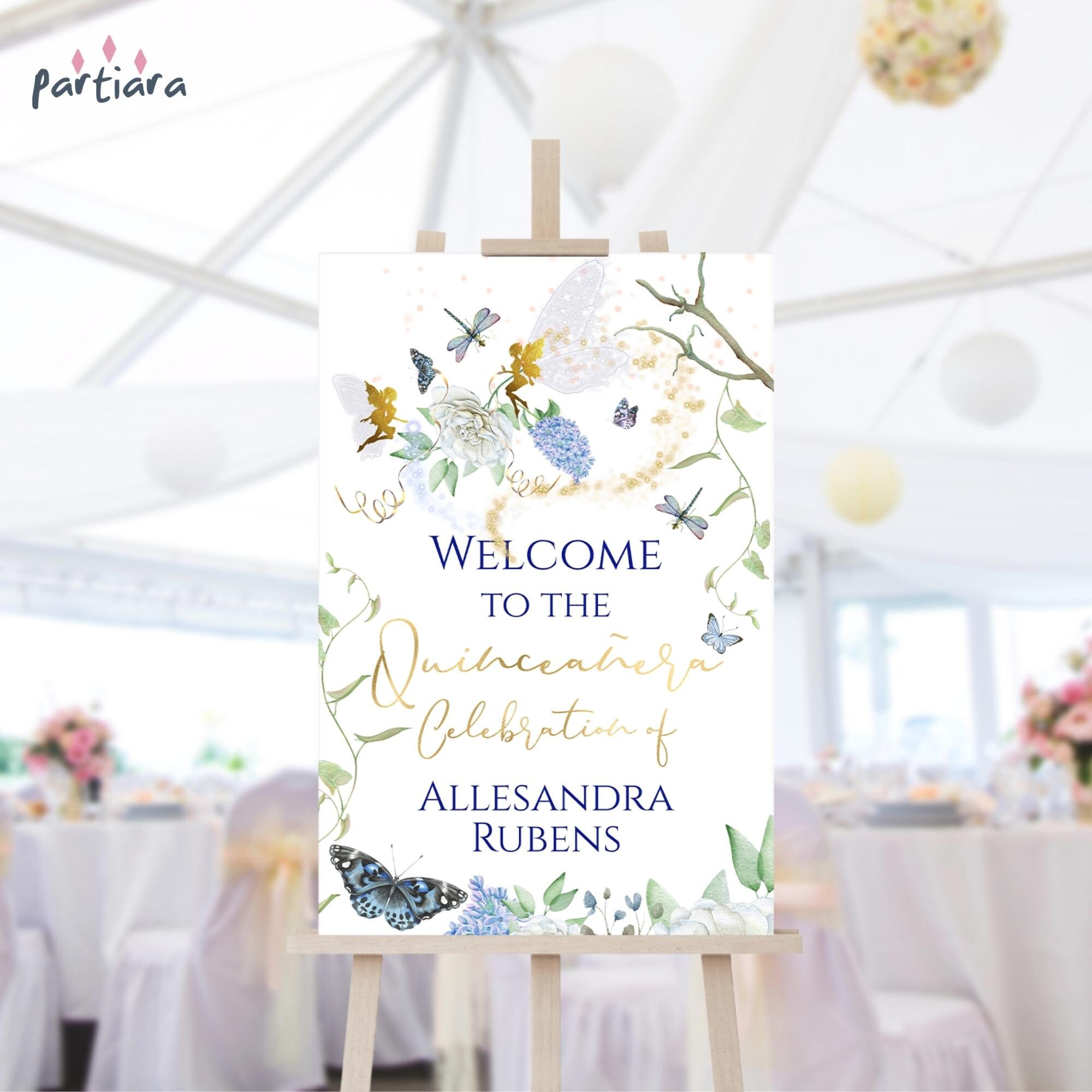 Plantilla de bienvenida para quinceañera de hadas, póster imprimible de bienvenida para fiesta en un jardín encantado, decoración floral de mariposa azul P204