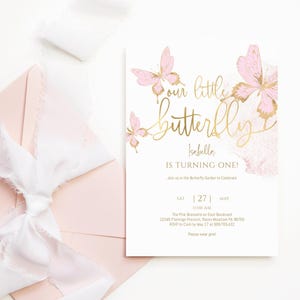 Invitation 1er anniversaire de papillon rose fille imprimable Nos petits papillons aquarelle rose poudré Tea Party Invitation modèle modifiable P6 P293