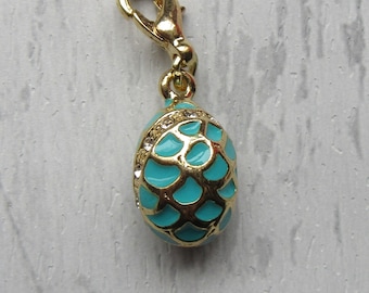 Green Faberge style egg pendant/charm - necklace - keyring - jewellery