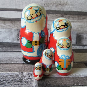 Christmas Santa nesting doll 5 piece
