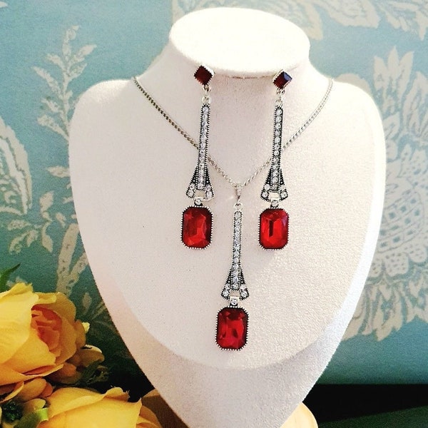 Long Art Deco Vintage style Red Crystal Jewellery Set. Silver Flapper Style Pendant Necklace and Earrings. Drop Dangle Chandelier Earrings