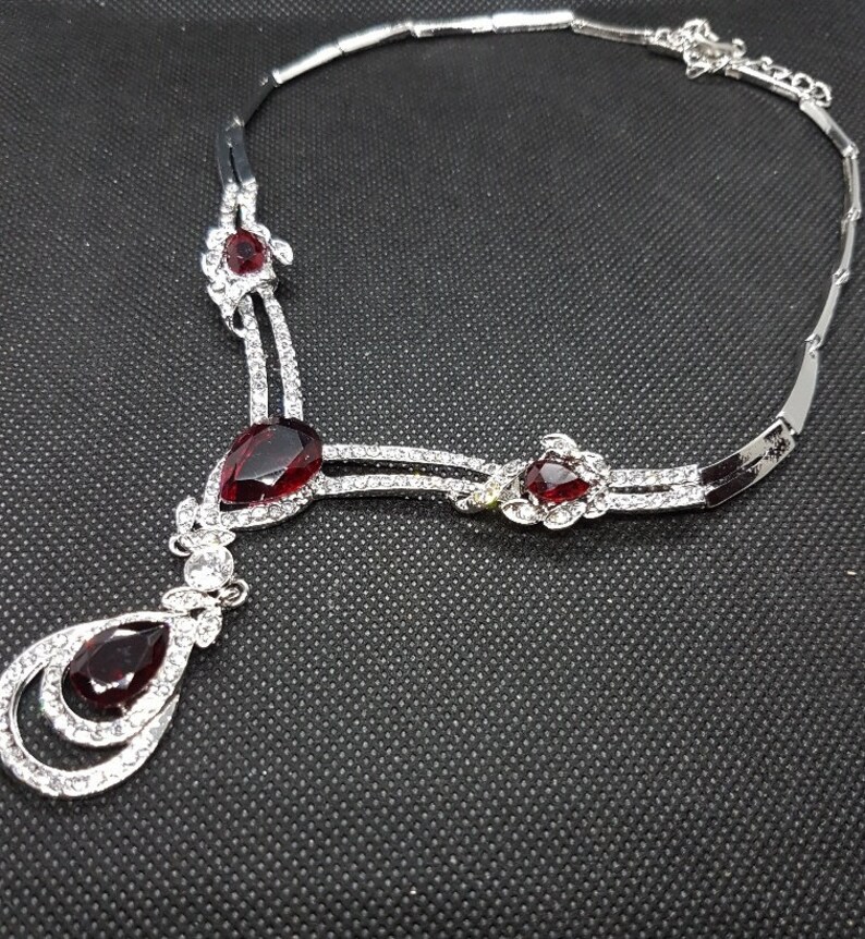 Red /& Silver Crystal Teardrop Necklace and Earrings Jewellery set Bib Collar Pendant necklace drop Dangle Earrings Diamante Rhinestone