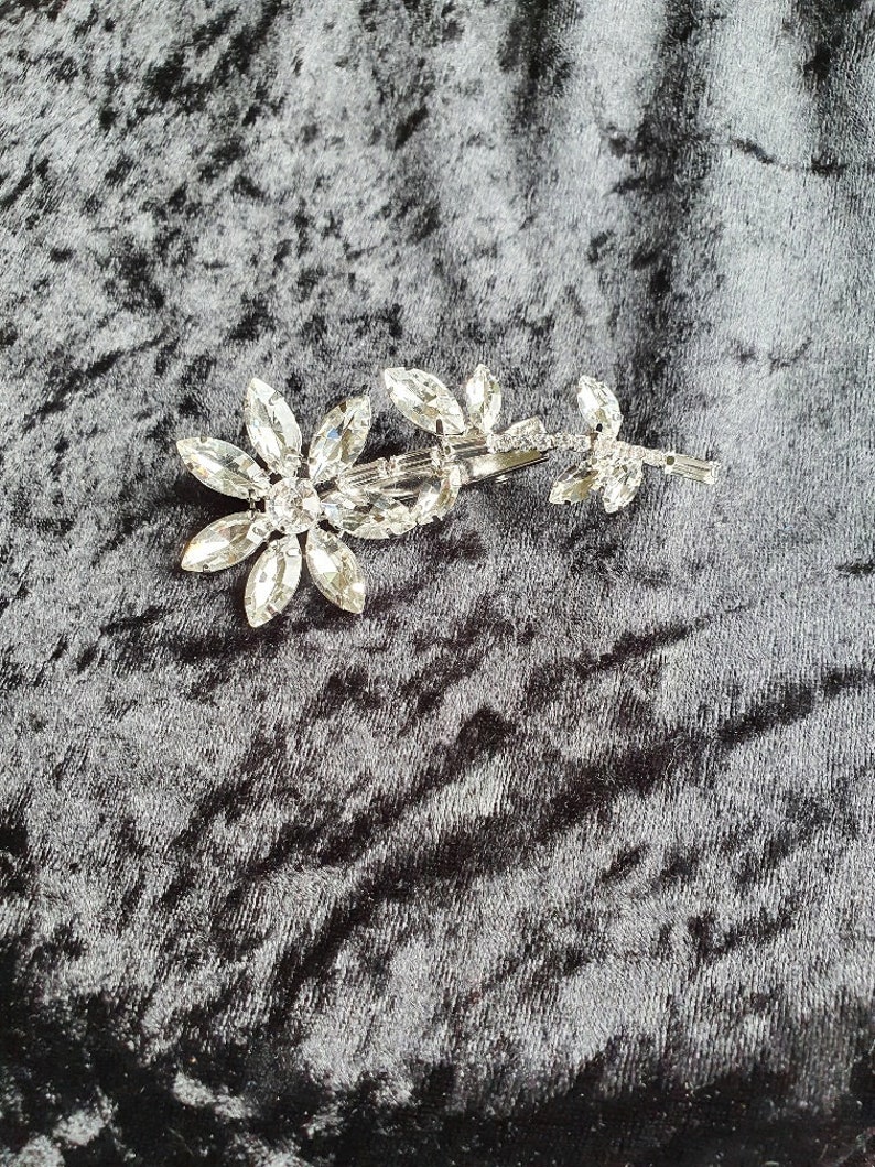 Silver Crystal Flower Hair Clip Vintage Art Deco 1920/'s Style Side Comb Rhinestone Flowers Leaf Hair Pin Bridal Wedding Hair Slide Barrette