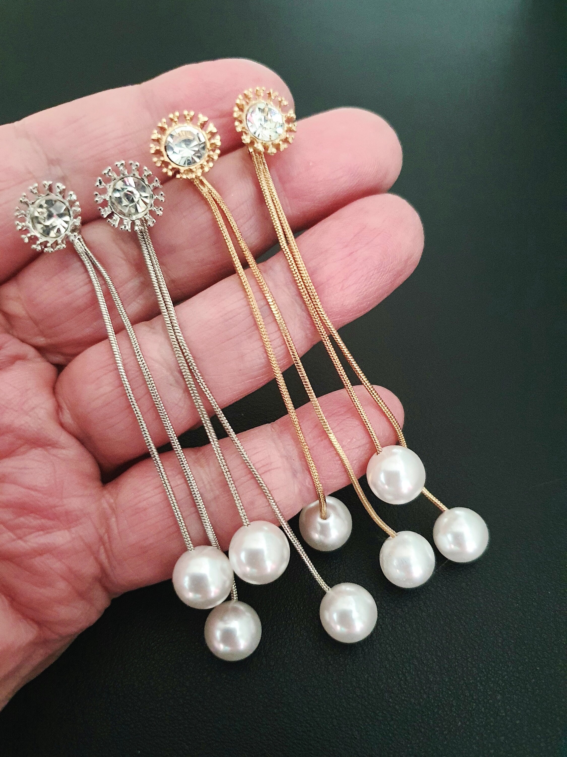 Chandelier Pearls Ear Cuff