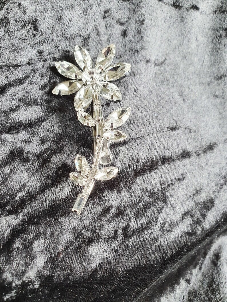 Silver Crystal Flower Hair Clip Vintage Art Deco 1920/'s Style Side Comb Rhinestone Flowers Leaf Hair Pin Bridal Wedding Hair Slide Barrette