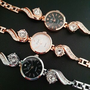 Fancy ladies watches top with low price