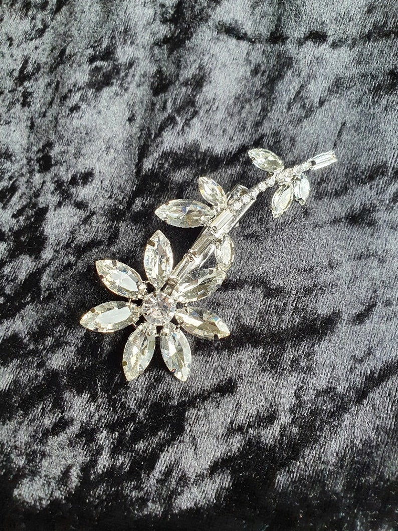 Silver Crystal Flower Hair Clip Vintage Art Deco 1920/'s Style Side Comb Rhinestone Flowers Leaf Hair Pin Bridal Wedding Hair Slide Barrette