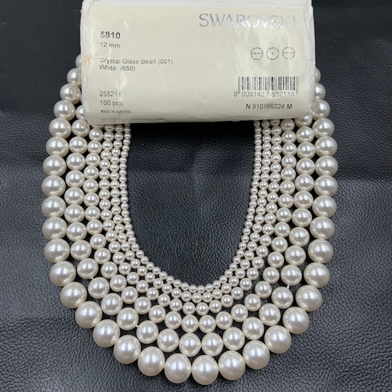 Head piece: plated 14 karat gold, glass pearlized beads, Swarovski crystals. Factory Pack Swarovski Crystal Bright Gold 12mm Round Pearl  main image 4