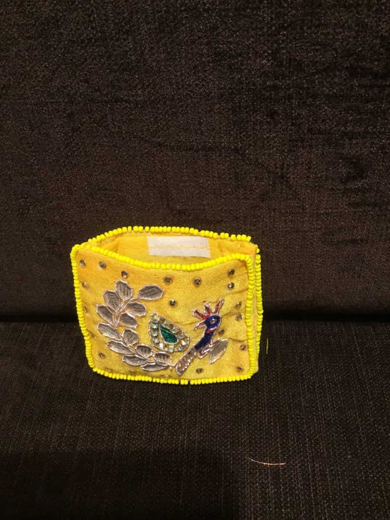 Sale on set of 20 pcs coin Pouch With valcro Zip