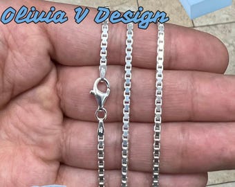 イタリア製スターリングシルバーボックスチェーンネックレス（0.9 mm