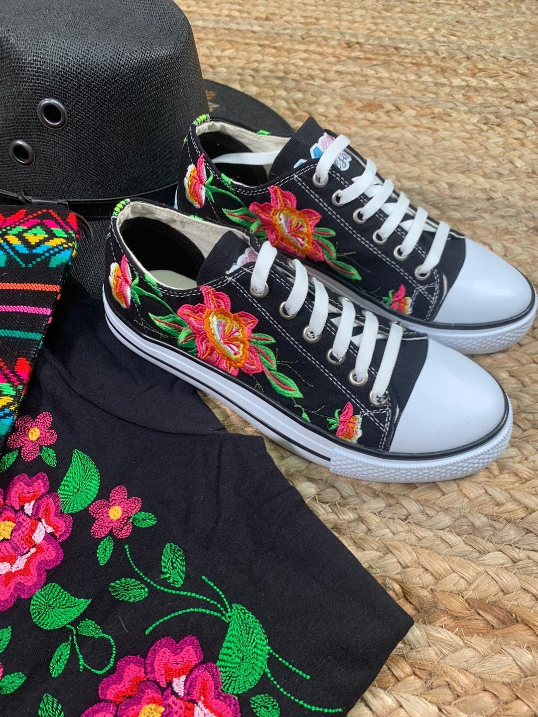 Embroidered Artisanal Sneaker/shoe/tennis Shoe/otomi Shoe