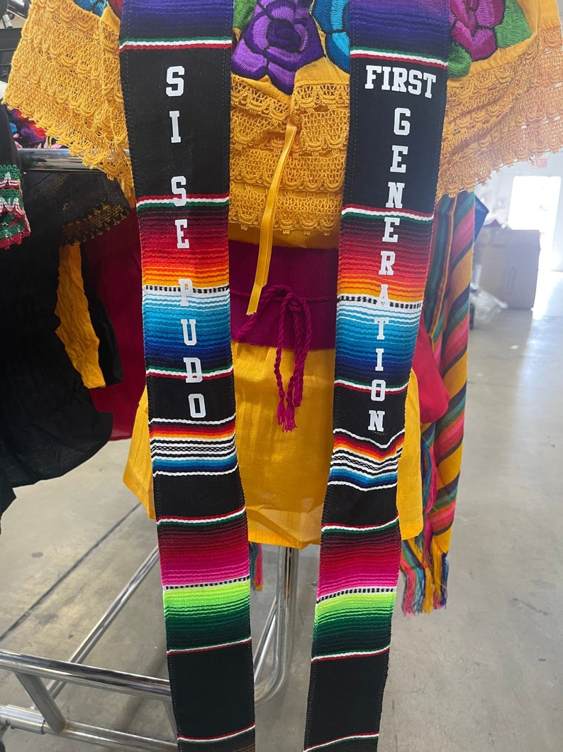 Mexican Serape Graduation Stole- SI SE PUDO! First Generation 