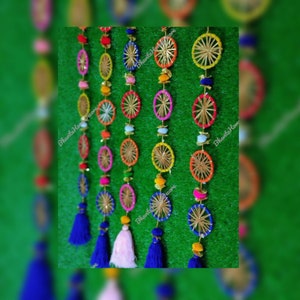 Livraison gratuite bague en laine colorée avec fleurs de gota avec ficelles de pompons guirlande de laine décoration indienne ficelles de pompons avec glands décor indien