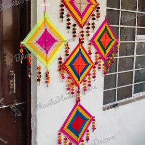Beau cerf-volant décoratif en laine indien attrape-rêves fait main décoration indienne décoration murale traditionnelle oeil de dieu tenture murale pièce maîtresse