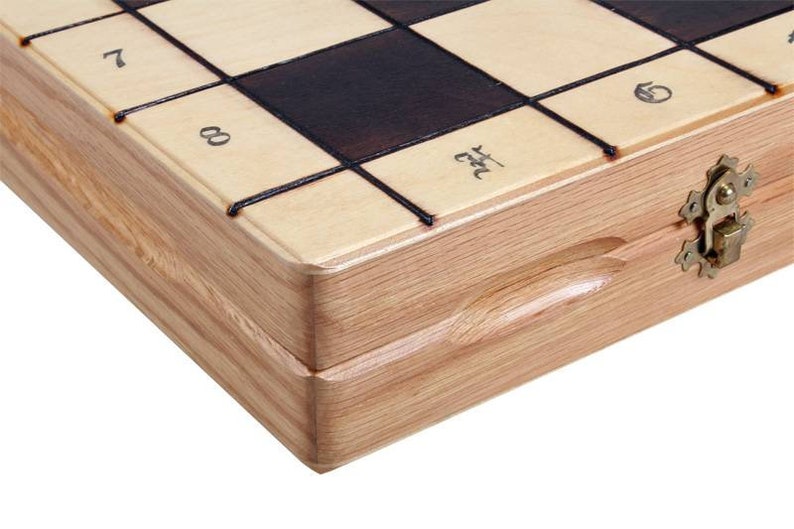 pop chess board
