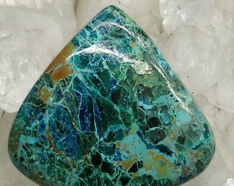 Natural Azurite Chrysocolla Stone, Top Quality Stone Heart Stone Cabochon 35x34x7mm Natural Blue Color. Flat Back Stone