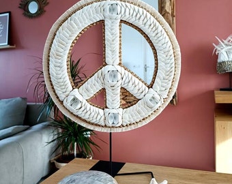 Décoration murale Peace and love en coquillages. Boho inspired. (34cm de diamètre)