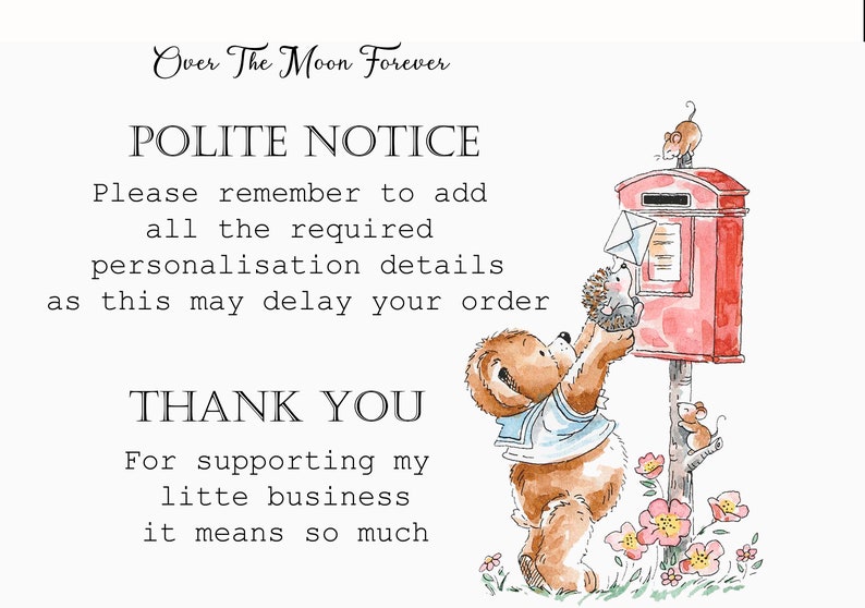 Puede incluir: Ilustraci&oacute;n en acuarela con texto. Un oso de peluche y un erizo meten una carta en un buz&oacute;n rojo. El texto incluye "Over The Moon Forever", "Polite Notice" y "Thank You". Tambi&eacute;n hay un rat&oacute;n.