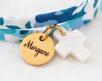 Pulsera personalizada de tela Liberty con una cruz de nácar, pulsera para mujer, joyería personalizada para niños