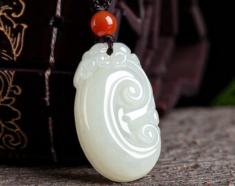 Xinjiang Hetian Jade White Jade Ruyi Pendant Necklace Xinjiang Hetian Jade White Jade Ruyi Pendant Necklace