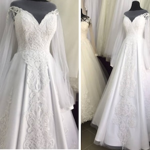 Bohemian wedding dress with long sleeves /Ivory Corset Wedding dress Lace beach wedding dress Custom size  bridal gown White boho dresses