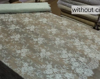 May include: White floral lace fabric with a scalloped edge. The fabric is shown on a wooden surface. The text "without cord" is visible in the image.