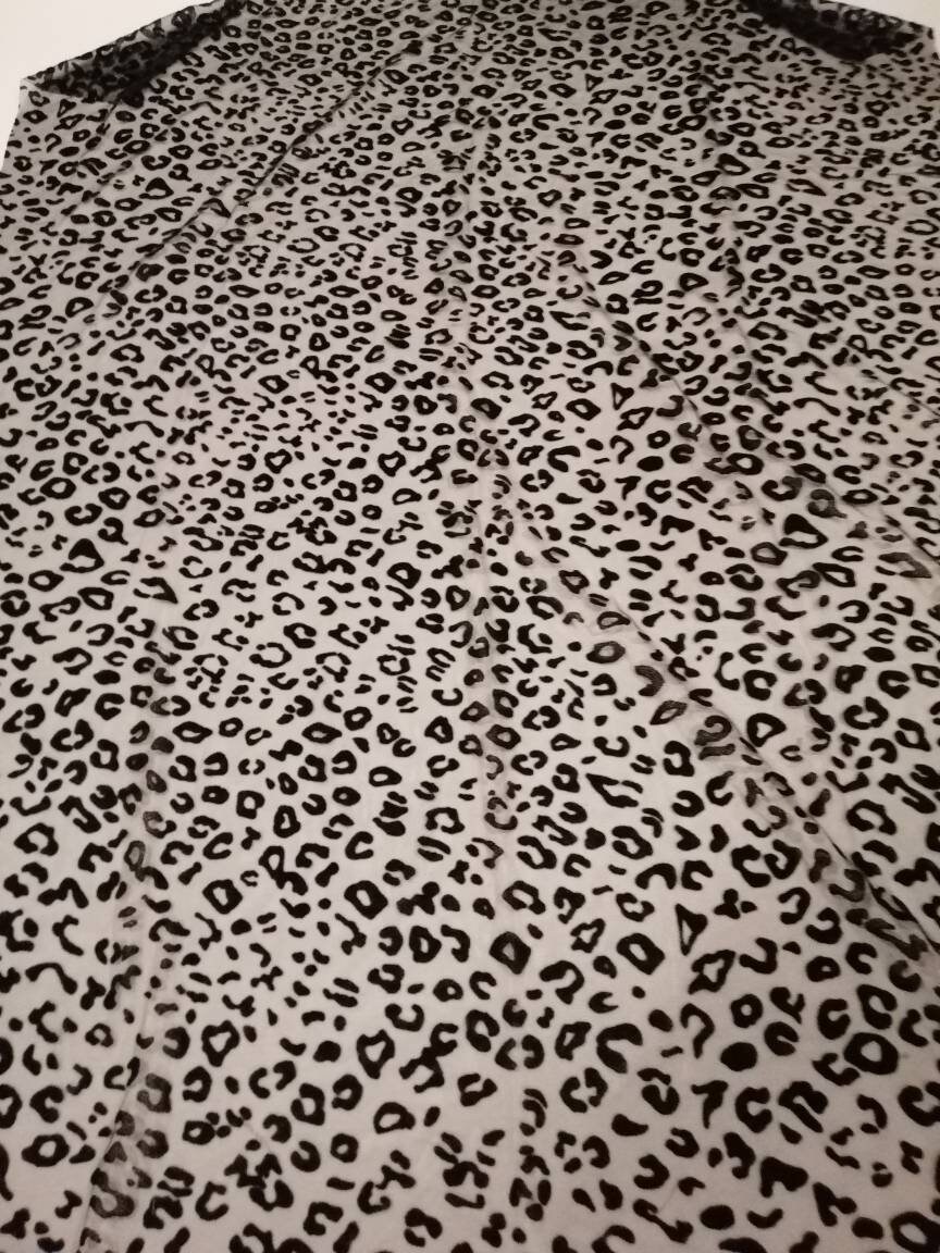 6 x 6 yards (18 FT) Black Leopard Print Tulle Fabric Rolls - Pack