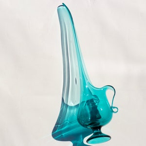 L.E. Smith Midcentury Modern Peacock Blue Art Glass Ewer Swung Pitcher