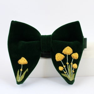 Green Velvet  Bow Tie, Mushrooms Embroidered Bow Tie, Handcrafted Style With Mushrooms, Pre-Tied Bow Ties, Wedding Bow Ties For Men