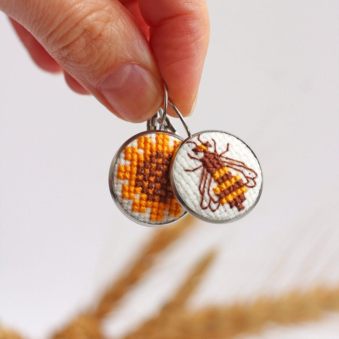 Orecchini a forma di ape Orecchini pendenti in argento sterling con girasole Orecchini pendenti a forma di ape calabrone Gioielli a forma di ape Regali di compleanno per le donne