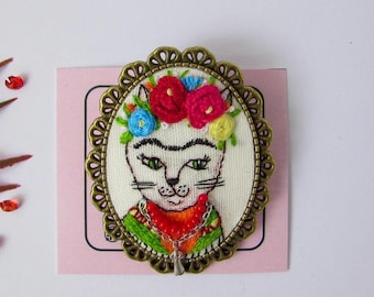 Embroidered Brooch With Frida Catlo For Woman, Miniature Cat Portrait, Style Gift For Artist
