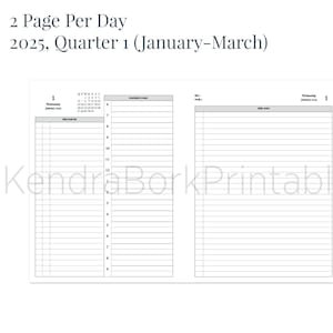 Op de afbeelding: Een printbare plannerpagina voor het eerste kwartaal van 2025, januari tot en met maart. De pagina is verdeeld in twee secties, een kalender en een sectie met gestreepte notities. De kalendersectie toont de dagen van de week en de datums voor elke maand. De notitiesectie is leeg en kan worden gebruikt om taken, afspraken of andere notities op te schrijven.
