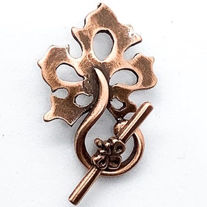 Bronze Line - Freeform Leaf Toggle 3 Finishes 22mm