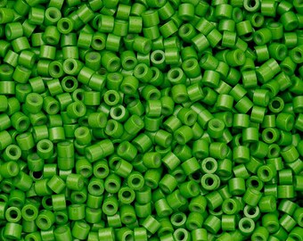Cylin™ Beads 11/0, CY11-1056 Opaque Grass Green, 25g
