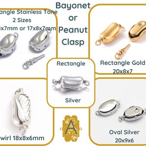 Può includere: Una varietà di chiusure in argento e oro per la creazione di gioielli. Le chiusure hanno la forma di rettangoli, ovali e spirali. Il testo nell'immagine recita: "Bayonet or Peanut Clasp", "Rectangle Stainless Tone 2 Sizes 20x8x7mm or 17x8x7mm", "Swirl 18x8x6mm", "Rectangle Gold 20x8x7", "Rectangle Silver", "Oval Silver 20x9x6".