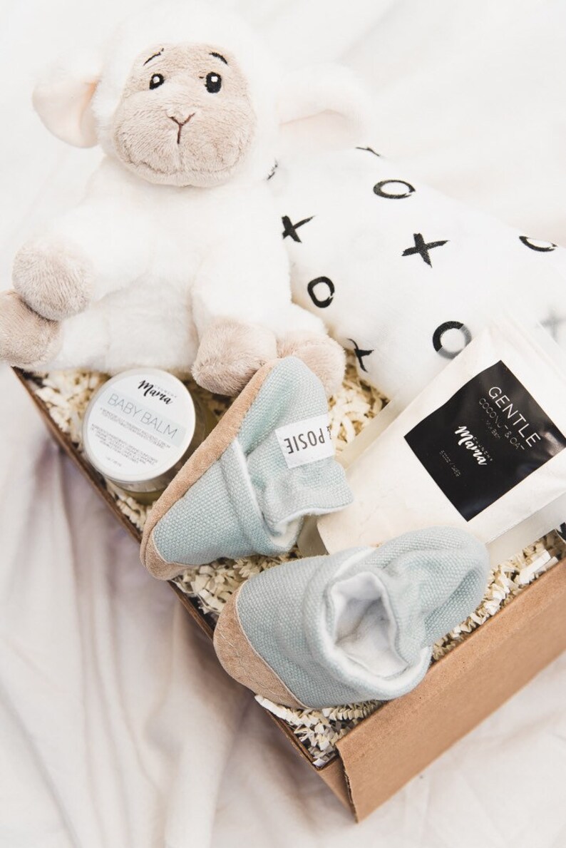 New Mama Gift. New Mom Gift Box. Curated Gift For Mom
