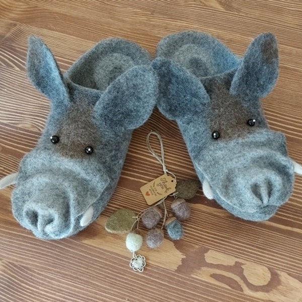 Home Felt Slippers Gray Boar Piggy Wool slippers Flat shoes Handmade Animal slippers Present Warming gift Custom size