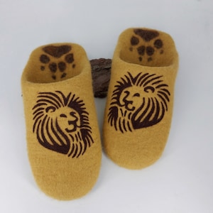 Leo Zodiac Wool Slippers: Handmade Felt Shoes, Custom Size