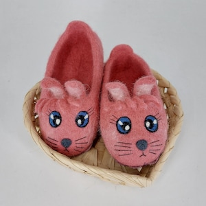 Felted Bunny Slippers: Handmade Wool Hare Shoes