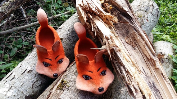 Red fox hotsell slippers