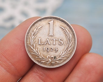 Latvian silver coin necklace Vintage necklaceLatvian 1 lats 1924 coin necklaceSilver necklaceCoin jewelrySilver coinHandmade