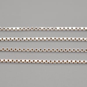 Vintage 835 Silver Necklace Chain. Length 38.5 cm / 15.1 inch.