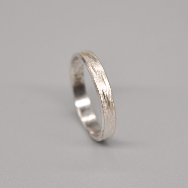 Vintage 835 Silver Wedding Band, Ring. Size 15 mm US 5