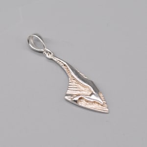 Vintage 925 Sterling Silver Pendant.