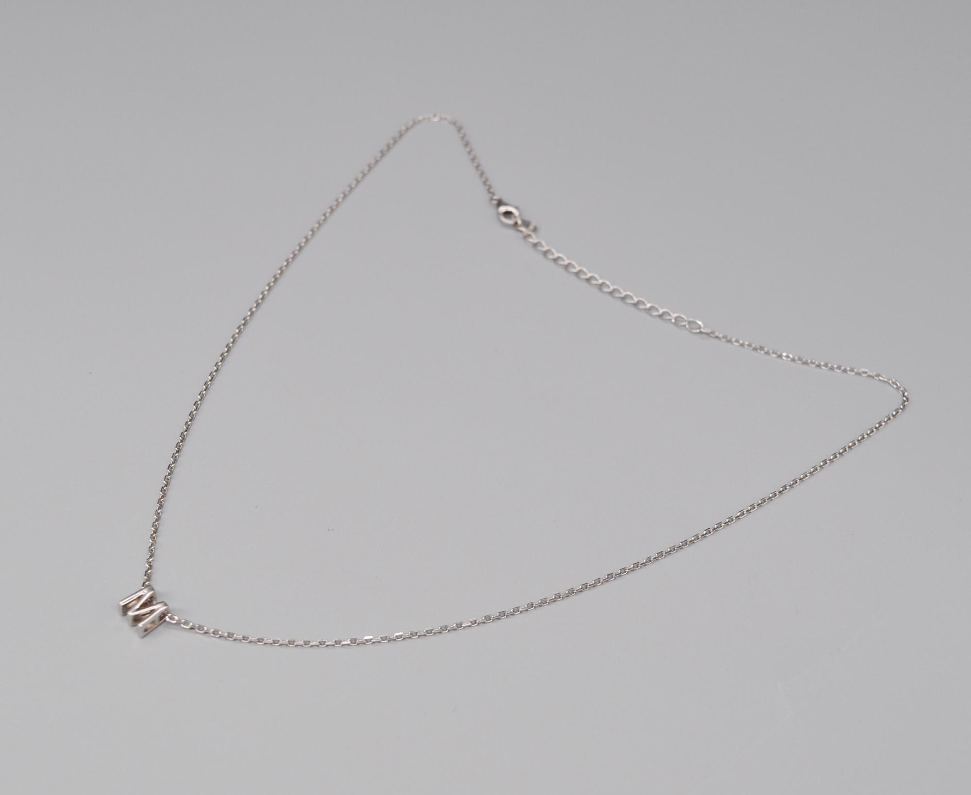 In argento sterling placcato al rodio Script iniziale lettera T con diamanti su catena 45,7 cm (0.05 Tcw